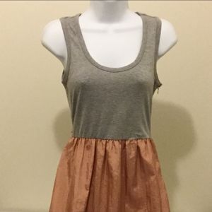 THEME Sleeveless Dress with Accent | S | Coral and Grey